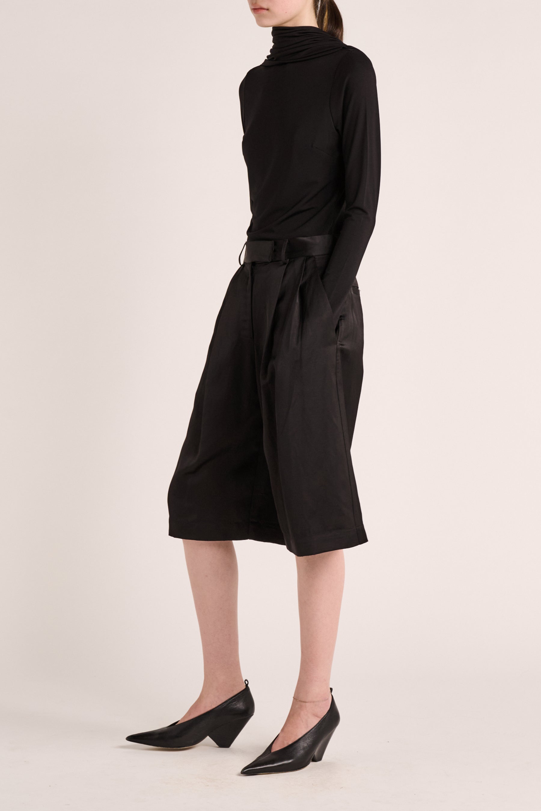 Finesa Tailored Shorts - Black