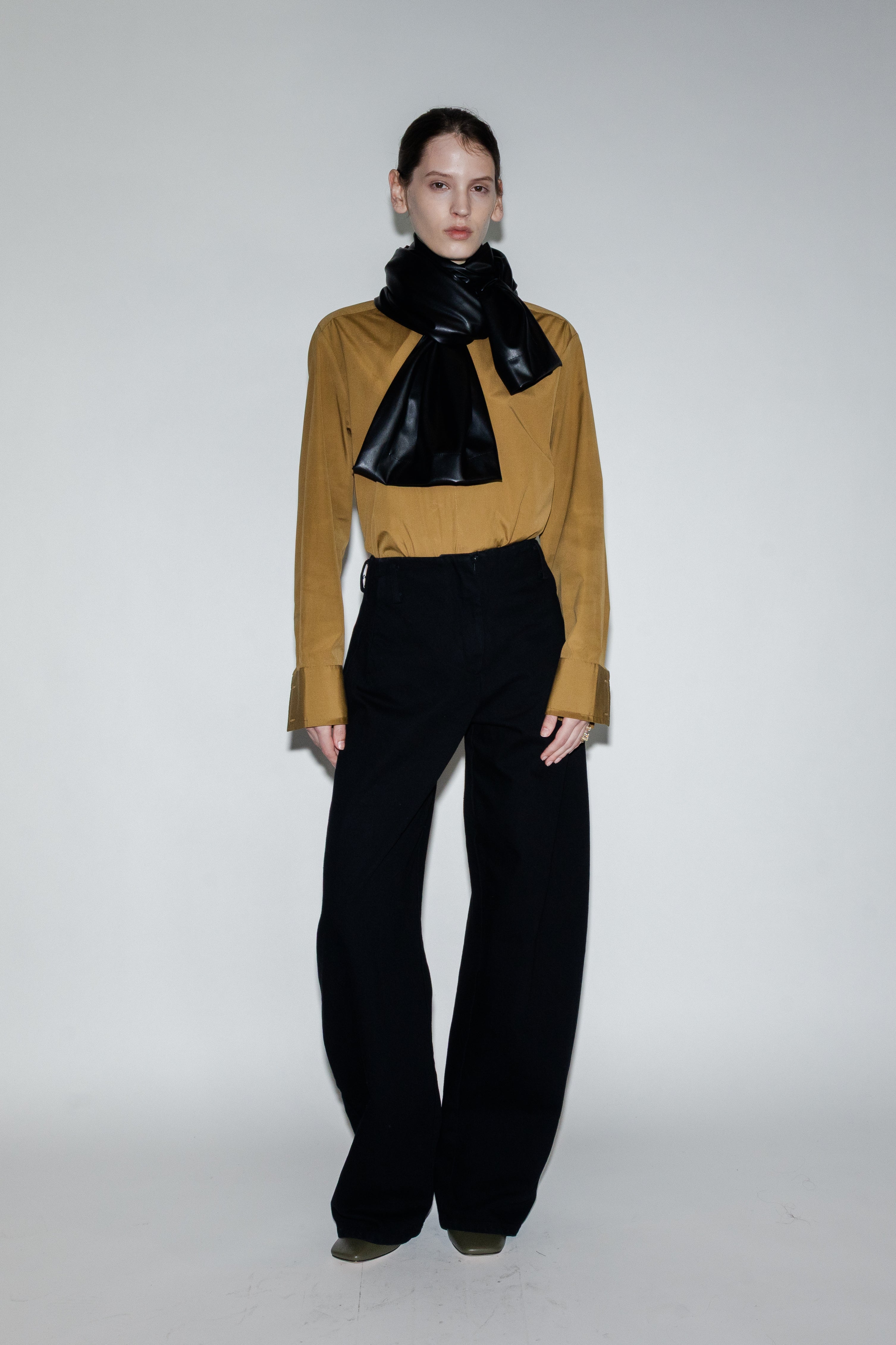 Meki Cocoon Jeans - Washed Black