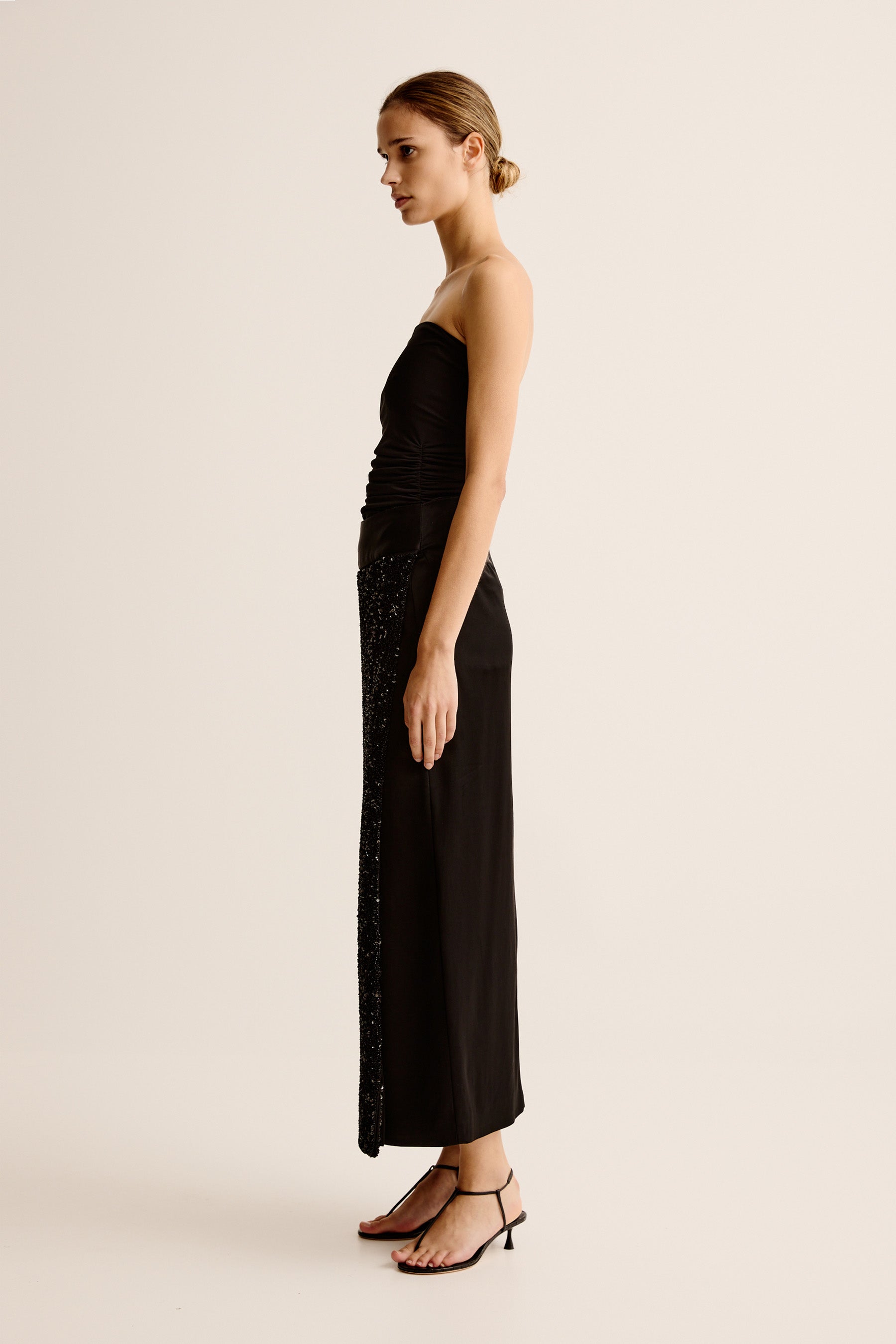 【関税込み】Esse Studios ブラック ギャザー トラウザーズ Tailored Trouser - Black – Esse Studios
